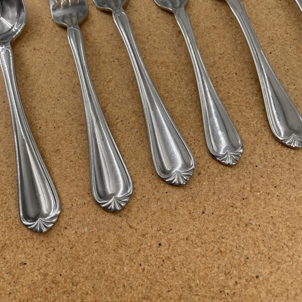 Reed and Barton Solange Stainless Flatware Set 6pc Forks Spoons Fan Shell Design